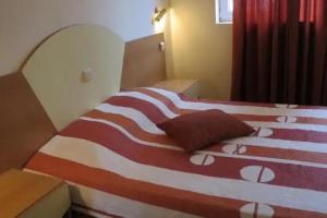Solaris Apartments, Saints Constantine and Helena