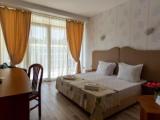 Standard Double room with balcony and with park view
