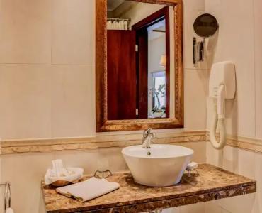 Romance and Family Suites - 10