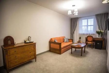 Pod Złotą Różą - 75