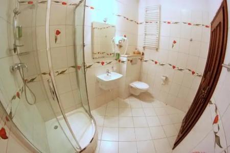 Pod Złotą Różą - 82