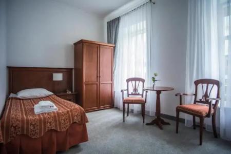 Pod Złotą Różą - 30