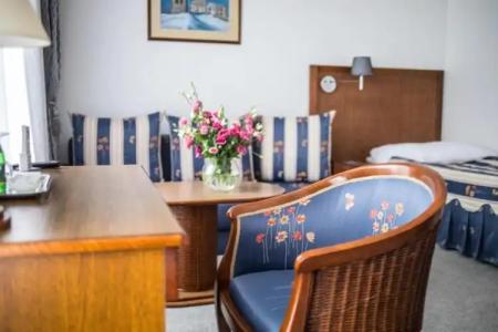 Pod Złotą Różą - 68