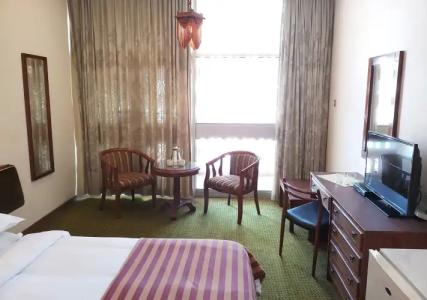 Oriental Palace - 12