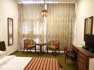 Oriental Palace - 52