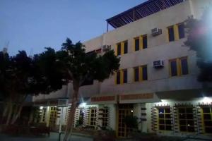 Pharaohs Hotel, Luxor