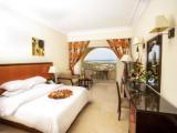 Standard Double room with partial sea view