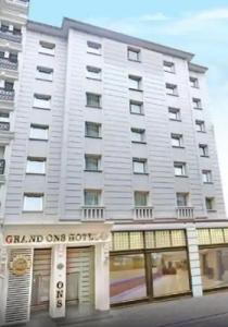 Grand Ons - 1