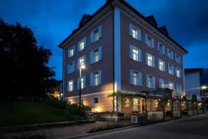 Hotel Villa Regina, Levico Terme