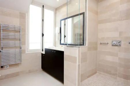 Saint-Louis Pigalle - 9