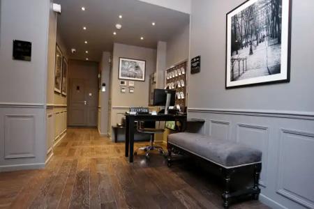 Saint-Louis Pigalle - 12