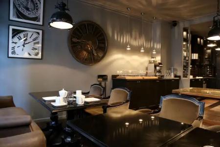 Saint-Louis Pigalle - 19