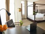 Corner Suite