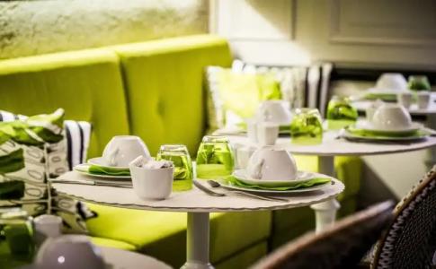 Hôtel Jardin Le Bréa - 14