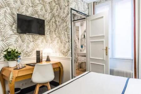 Hôtel Jardin Le Bréa - 31