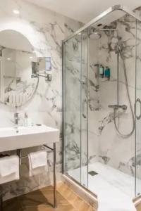 Hôtel Jardin Le Bréa - 58