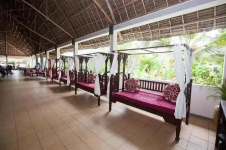 Uroa Bay Beach Resort - 40