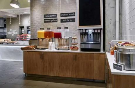 Hyatt Place Chicago River North - 14