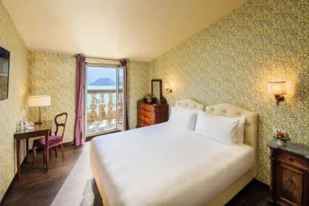 Royal Victoria - 119