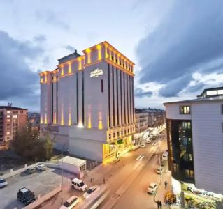 Elite World Van - 28