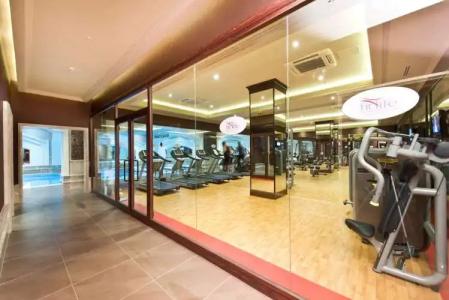 Elite World Van - 26