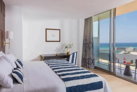 Aquila Atlantis - 116