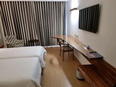 Aquila Atlantis - 105