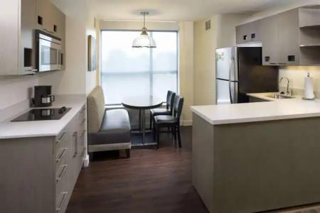 Hyatt House Raleigh North Hills - 29