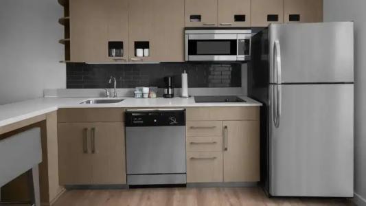 Hyatt House Raleigh North Hills - 40