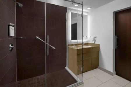 Hyatt House Raleigh North Hills - 10