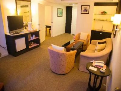 VISA Hua Hin - SHA Plus - 81