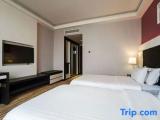 Superior room with city view