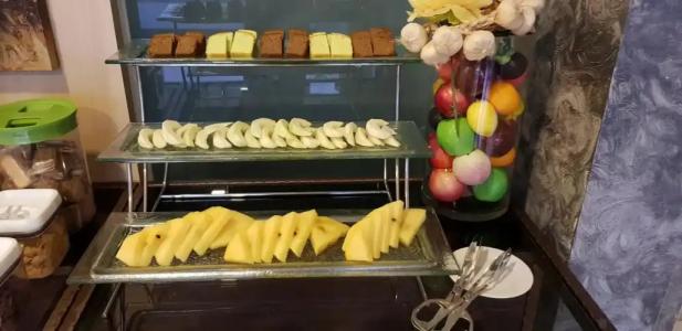 DeHome Boutique - 11