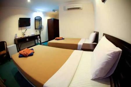 Pangkor Sandy Beach Resort - 4