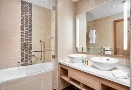 Hilton Garden Inn Dubai Mall Of The Emirates - 109