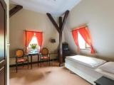 Economy Triple room