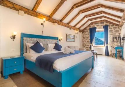 Conte & Restaurant - 56