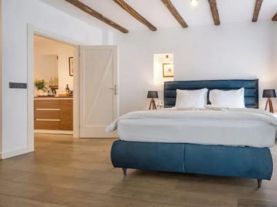 Conte & Restaurant - 3