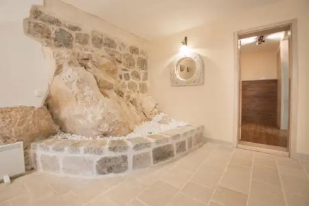 Conte & Restaurant - 103