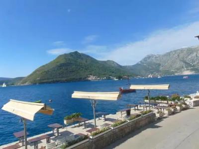 Conte & Restaurant - 21