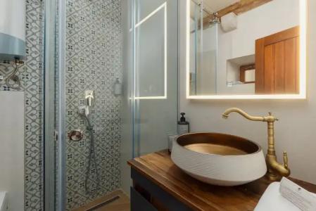 Conte & Restaurant - 112