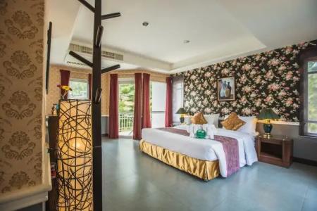Brookside Valley Resort - 103