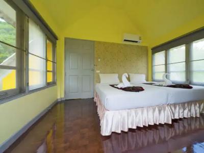 Brookside Valley Resort - 4