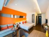 Deluxe room with pool view