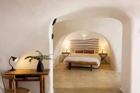 Iconic Santorini, a Boutique Cave - 17