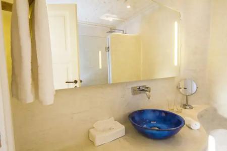 Iconic Santorini, a Boutique Cave - 8