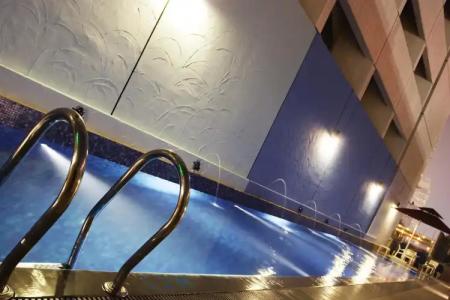 Royal at Queens - 15