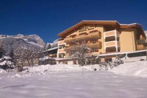 Hotel Sonne Sole, Vigo di Fassa