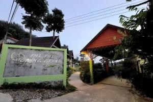 Phi Phi Chang Grand Resort, Phi Phi Island