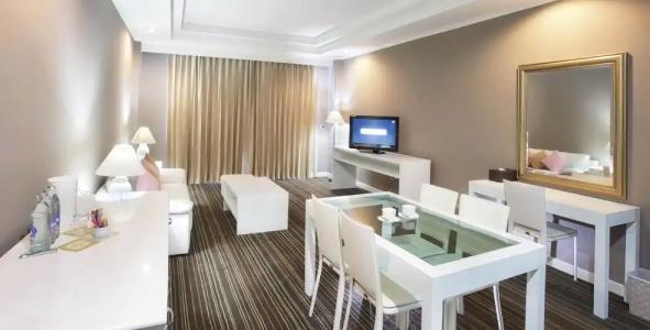 La Vie En Rose - SHA Plus - 13